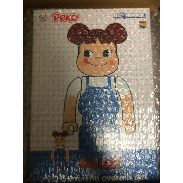 BE@RBRICK ペコちゃんThe overalls girl 1000％