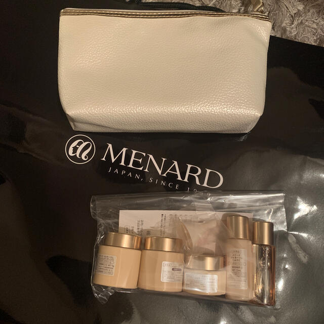 MENARD(メナード)のメナード　イルネージュトラベルキット コスメ/美容のキット/セット(サンプル/トライアルキット)の商品写真