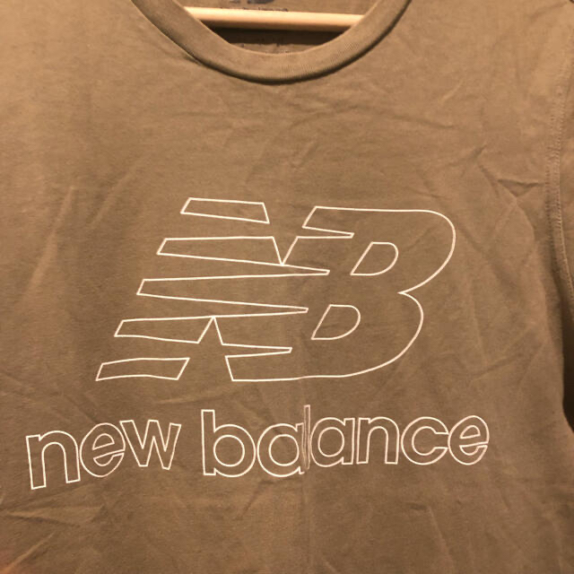 New Balance(ニューバランス)のニューバランス　Tシャツ　半袖　グリーン系　プリント　コットン100％　M メンズのトップス(Tシャツ/カットソー(半袖/袖なし))の商品写真