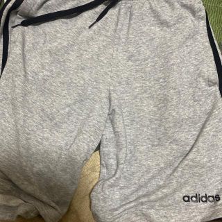 アディダス(adidas)のadidas ハーフパンツ(ショートパンツ)