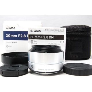 シグマ(SIGMA)のSIGMA Art 30mm F2.8 DN シルバー マイクロフォーサーズ用(レンズ(単焦点))