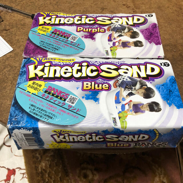 kinetics(キネティックス)のKINETICSAND「キネティックサンド」室内用お砂遊び。最終お値下げ✨ キッズ/ベビー/マタニティのおもちゃ(知育玩具)の商品写真