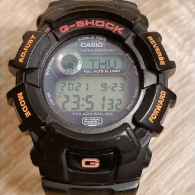 大人も着やすいシンプルファッション G-SHOCK 2184 腕時計 G-2300 G