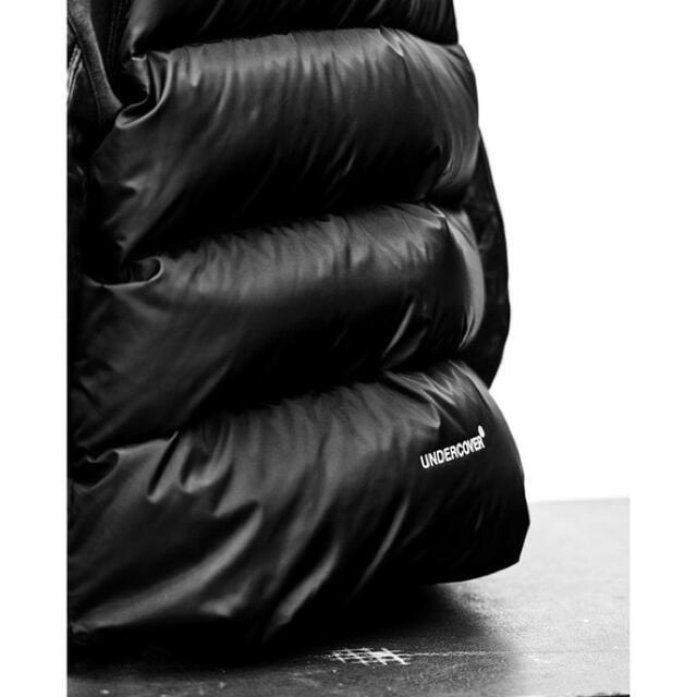 UNDERCOVER(アンダーカバー)のアンダーカバー 30周年 限定　袖レザー　ダウン ジャケット レザー スリーブ メンズのジャケット/アウター(ダウンジャケット)の商品写真
