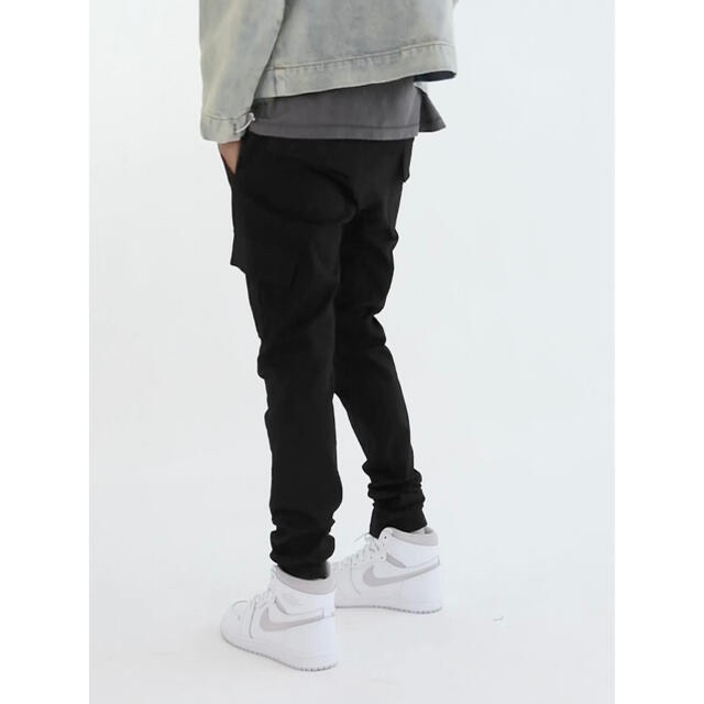 FEAR OF GOD(フィアオブゴッド)のmnml CARGO DRAWCORD II PANTS XS メンズのパンツ(ワークパンツ/カーゴパンツ)の商品写真