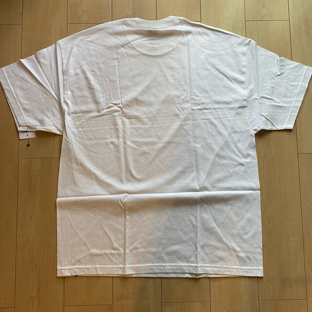 XLARGE(エクストララージ)のXLARGE US  ストリートファイター Tシャツ　春日野さくら　サイズXXL メンズのトップス(Tシャツ/カットソー(半袖/袖なし))の商品写真