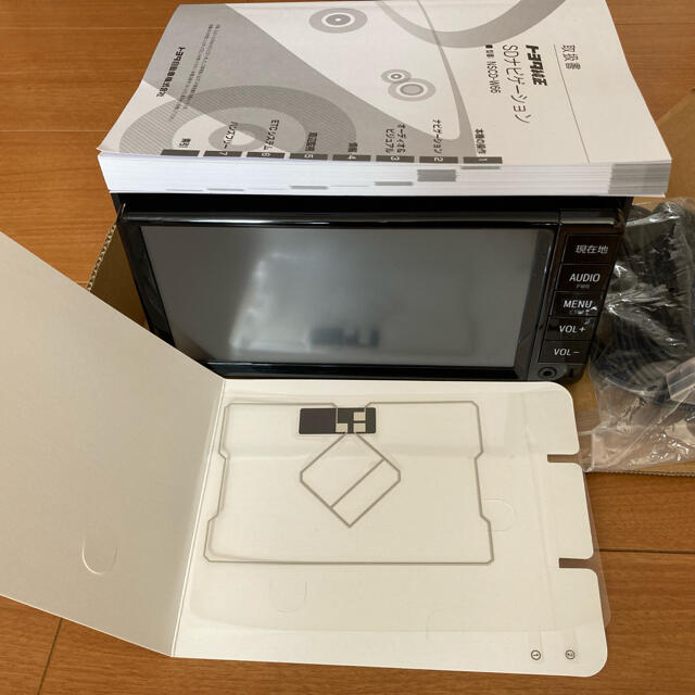 NSCD-W66 トヨタ純正ナビ 送料込み