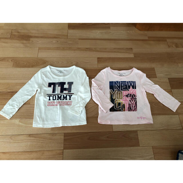 TOMMY HILFIGER(トミーヒルフィガー)のTOMMY ロンT2枚セット キッズ/ベビー/マタニティのキッズ服女の子用(90cm~)(Tシャツ/カットソー)の商品写真