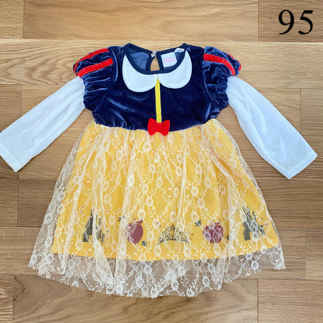 トイザらス(トイザラス)のハロウィン　白雪姫　ワンピース　95 キッズ/ベビー/マタニティのキッズ服女の子用(90cm~)(ワンピース)の商品写真