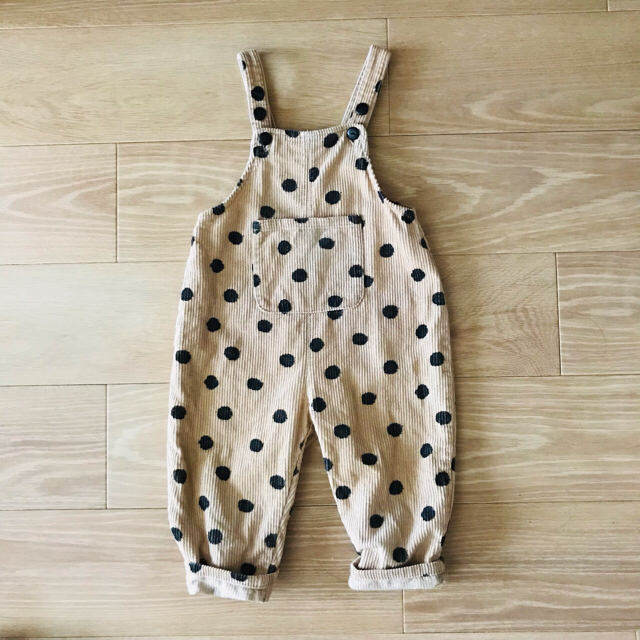 ZARA KIDS(ザラキッズ)のZARA kids 水玉オーバーオールサロペット　92cm キッズ/ベビー/マタニティのキッズ服女の子用(90cm~)(パンツ/スパッツ)の商品写真