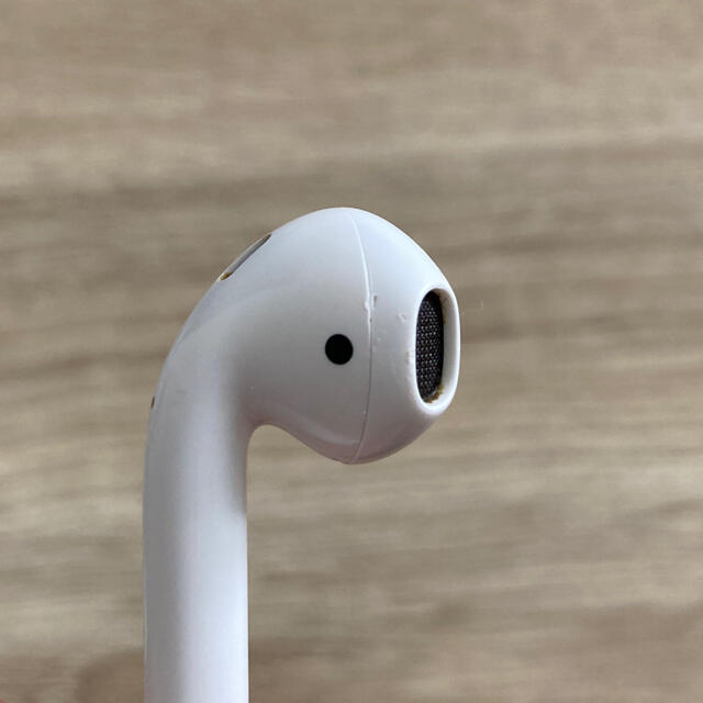 Apple(アップル)のAir Pods 第1世代ジャンク(音量左右差有り) スマホ/家電/カメラのオーディオ機器(ヘッドフォン/イヤフォン)の商品写真