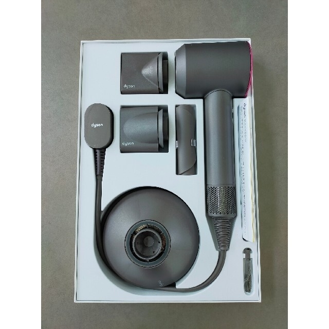 Dyson(ダイソン)の【21日まで値引】ジャンク品 dyson ダイソン　スーパーソニック　ドライヤー スマホ/家電/カメラの美容/健康(ドライヤー)の商品写真