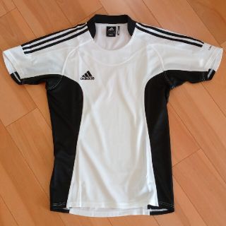 アディダス(adidas)のadidas 半袖シャツ(Tシャツ/カットソー(半袖/袖なし))