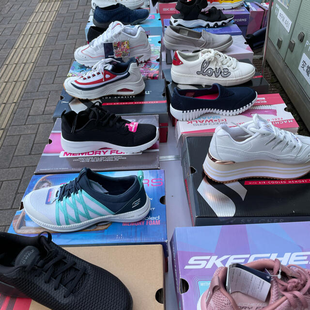 SKECHERS(スケッチャーズ)のスケッチャーズ訳有り6足 レディースの靴/シューズ(スニーカー)の商品写真