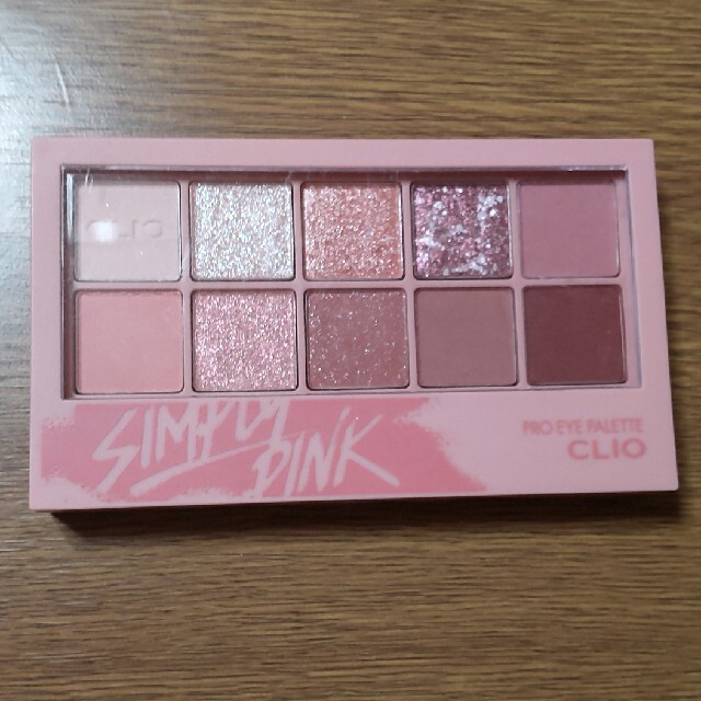 CLIO PRO EYE PALETTE 01 SIMPLY PINK クリオ コスメ/美容のベースメイク/化粧品(アイシャドウ)の商品写真