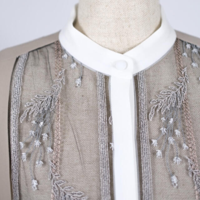 最終値下！MURRAL framed flower blouse - ivory