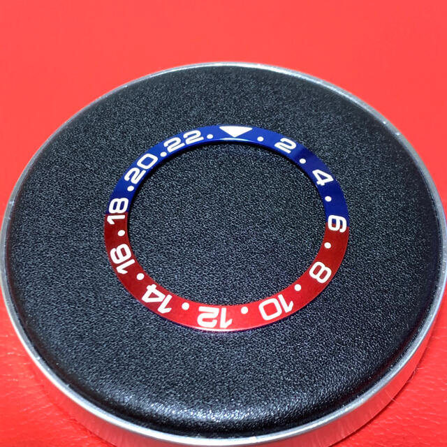 SEIKO(セイコー)の新品未使用  SEIKO社外品インサート 蓄光  青／赤 ペプシ SKX007 メンズの時計(腕時計(アナログ))の商品写真