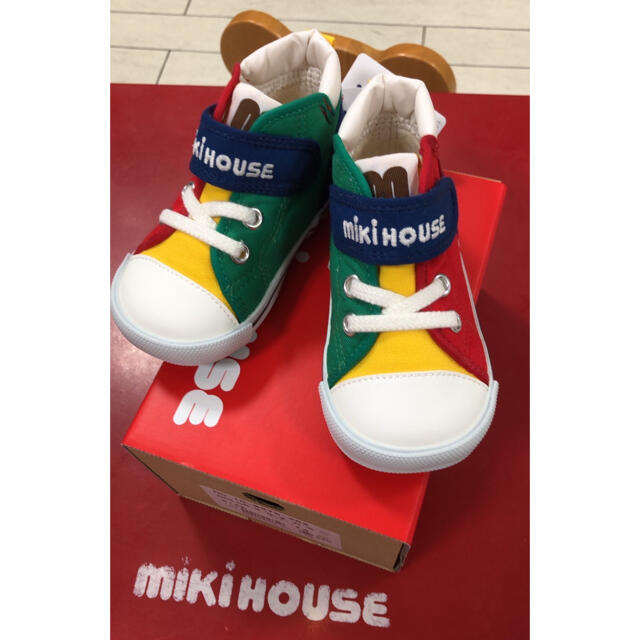 【2022正規激安】 mikihouse 人気のロングセラー シューズ 新品❗️未使用❗️ スニーカー 【2022正規激安】 mikihouse 人気のロングセラー シューズ 新品❗️未使用❗️ スニーカー