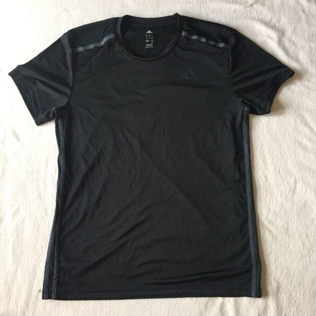 アディダス Tシャツ　半袖　黒　ブラック　メンズ　XL climacool メンズのトップス(Tシャツ/カットソー(半袖/袖なし))の商品写真