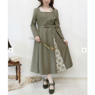 アンアナザーアンジェラス(an another angelus)の【本日まで】最終価格 刺繍入り花柄切替ロングワンピース(ひざ丈ワンピース)