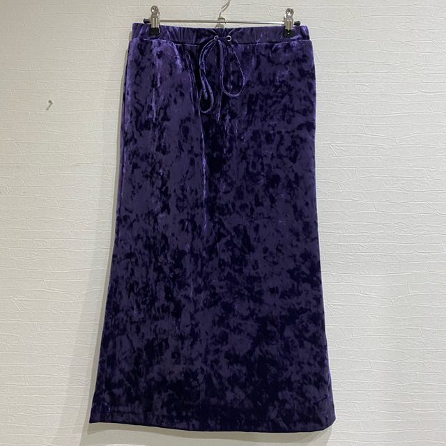 Mila Owen(ミラオーウェン)のミラオーウェン ベルベット スカート レディースのスカート(ひざ丈スカート)の商品写真