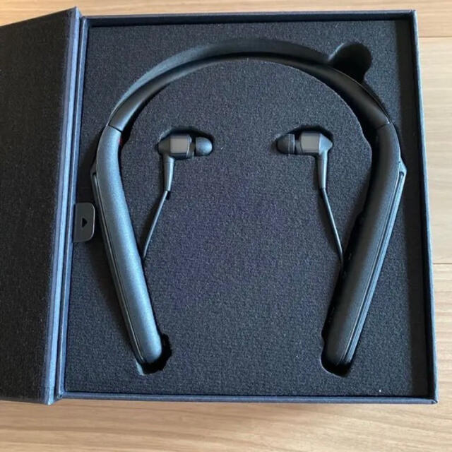 SONY WI-1000X(B)ワイヤレスイヤホン SONY WI-1000X(B)ワイヤレスイヤホン
