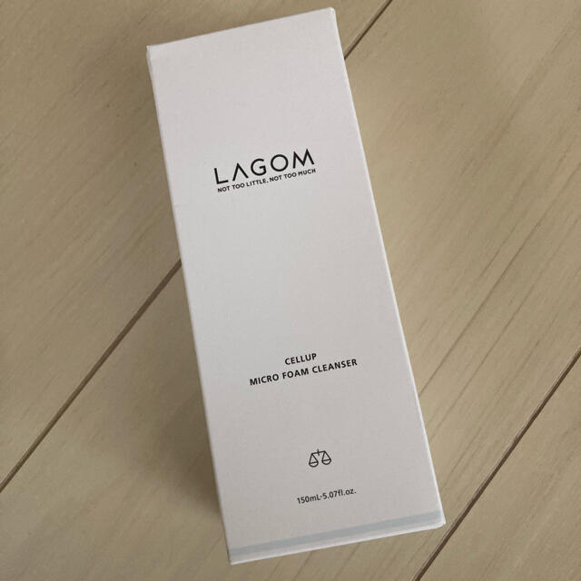 LAGOM(ラーゴム)のラゴムLAGOM マイクロフォームクレンザー新品未開封 コスメ/美容のスキンケア/基礎化粧品(洗顔料)の商品写真