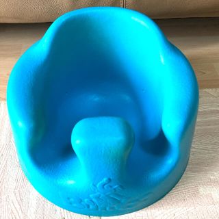 バンボ(Bumbo)のバンボ　ブルー　送料込み(その他)