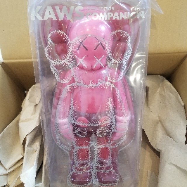 KAWS COMPANION BLUSH