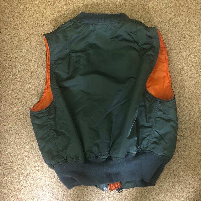 ALPHA INDUSTRIES(アルファインダストリーズ)のALPHA ma-1 ベスト　グリーン メンズのジャケット/アウター(フライトジャケット)の商品写真