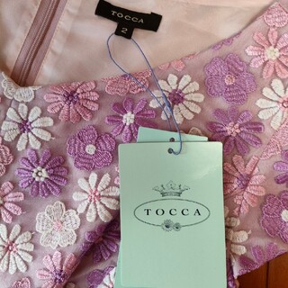 TOCCA - 新品タグ付き TOCCA トッカ 花柄刺繍ワンピース 2の通販 ...