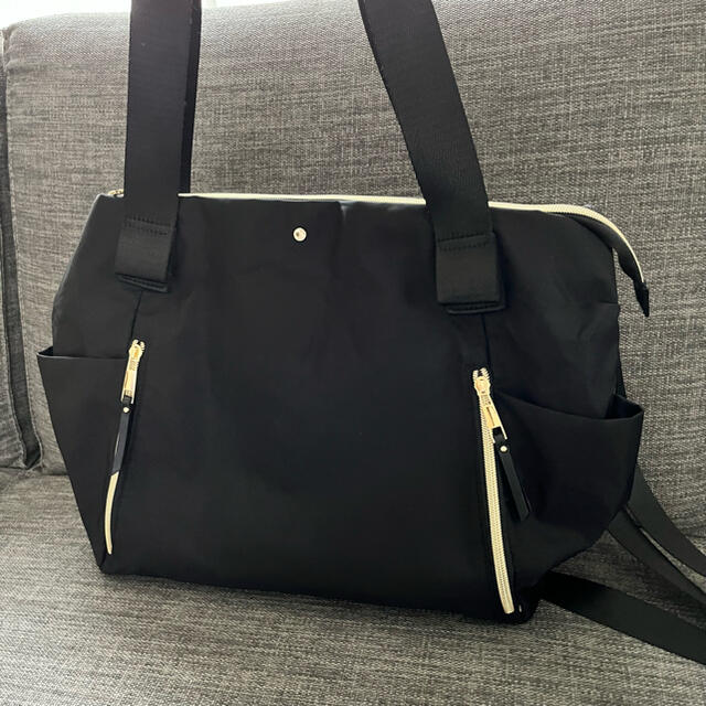 最終値下げ ナイロントートバッグ  黒 A4 マザーズバッグ ２ＷＡＹトート  レディースのバッグ(トートバッグ)の商品写真