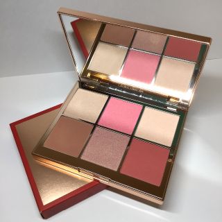 ローラメルシエ(laura mercier)のLAURA MERCIER　チークチャンバス　デリケート　チークパレット（美品）(チーク)