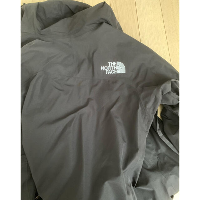 THE NORTH FACE(ザノースフェイス)のTHE NORTH FACEザ・ノースフェイスマウンテンジャケット メンズのジャケット/アウター(マウンテンパーカー)の商品写真