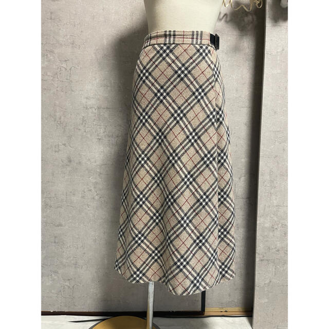 BURBERRY BLUE LABEL(バーバリーブルーレーベル)の☆Burberryブルーレーベル☆ロングスカート38 レディースのスカート(ロングスカート)の商品写真