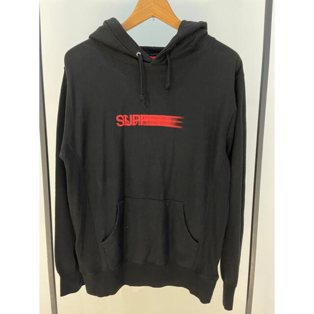 Supremeパーカー