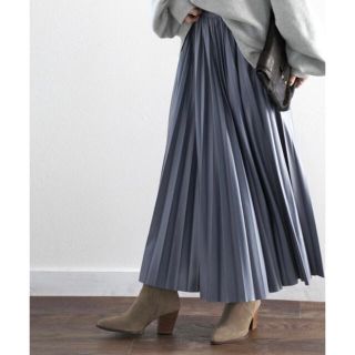 【最終値下げ中】クラシカルエルフ　レザープリーツスカート(ロングスカート)