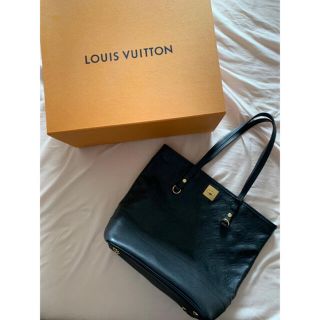 ルイヴィトン(LOUIS VUITTON)のLOUIS VUITTON アンフィニ ショルダーバッグ(トートバッグ)