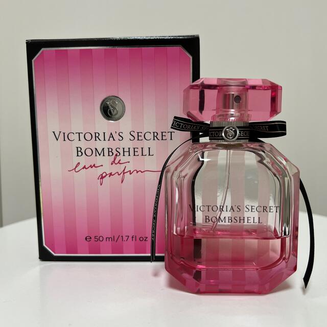 Victoria's Secret(ヴィクトリアズシークレット)のヴィクトリアシークレット ＊ ボムシェル オードパルファム 50ml コスメ/美容の香水(香水(女性用))の商品写真