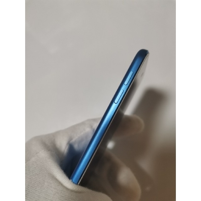 Apple(アップル)のipod touch 第7世代 [32GB ブルー] スマホ/家電/カメラのオーディオ機器(ポータブルプレーヤー)の商品写真