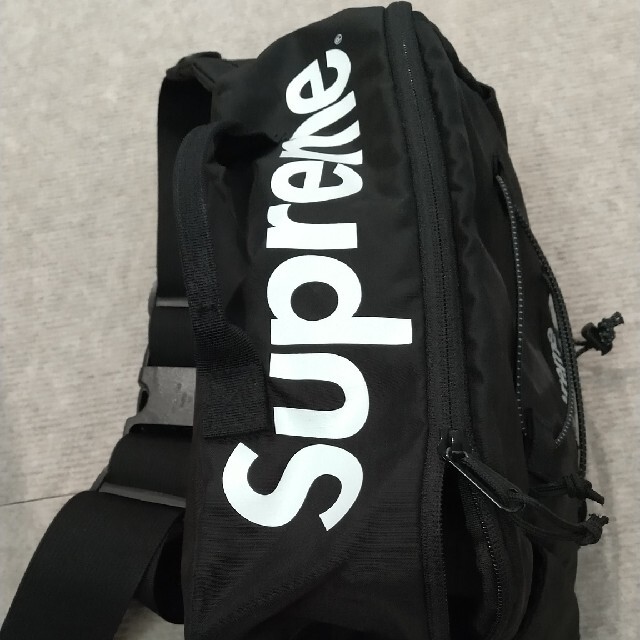 新品 黒 22AW SupremeBackpack Black 春トレンドの通販 www