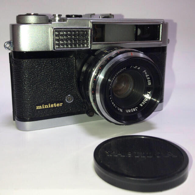 レトロ　YASHICA 35  minister クラッシックフィルムカメラ スマホ/家電/カメラのカメラ(フィルムカメラ)の商品写真