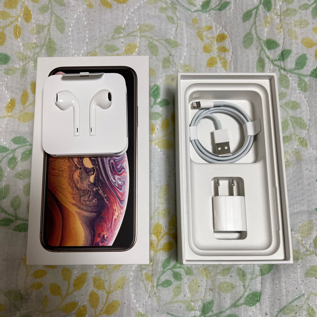 iPhoneXS 64GB GOLD 1