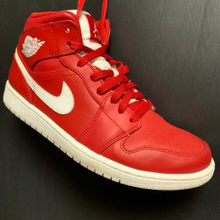 ナイキ(NIKE)の日本未発売　NIKE AIR JORDAN 1 MID “Gym Red(スニーカー)