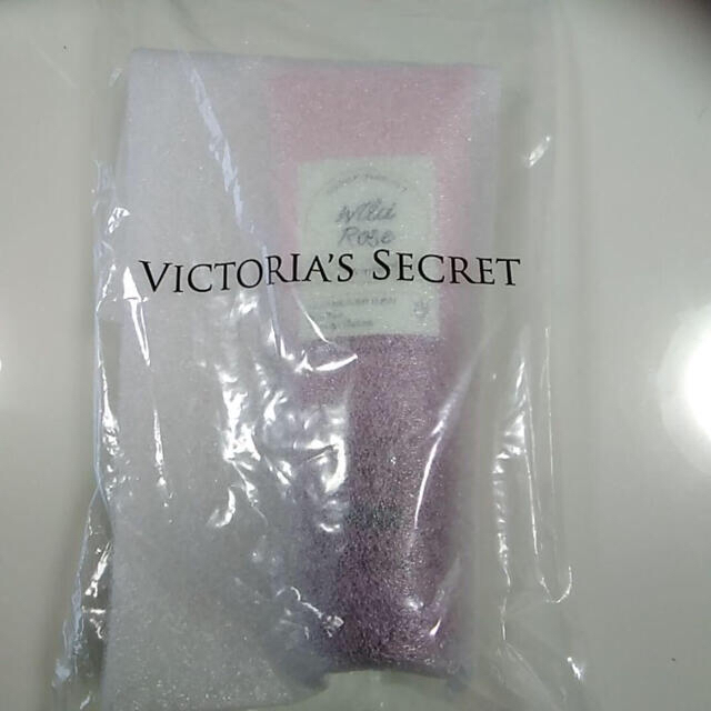 Victoria's Secret(ヴィクトリアズシークレット)のボディクリーム ローズ ジャスミンリリー コスメ/美容のボディケア(ボディクリーム)の商品写真