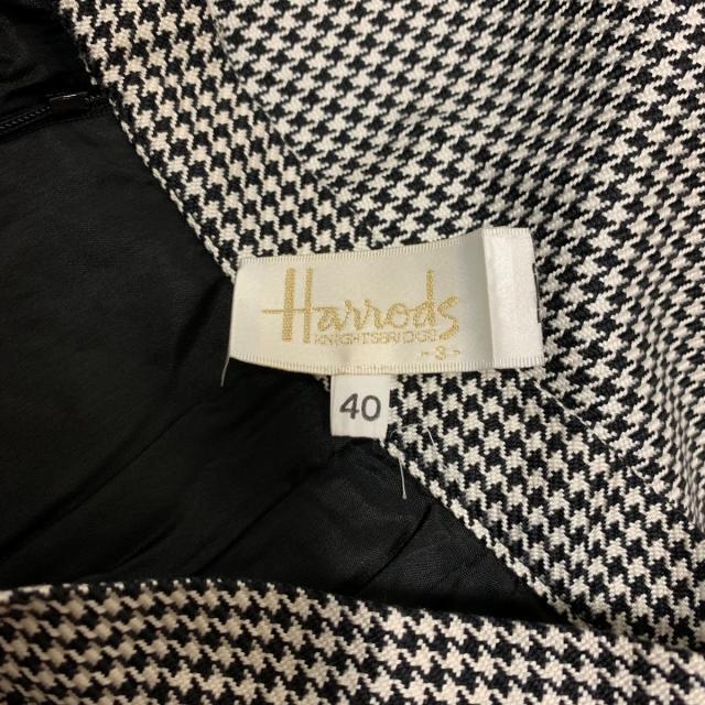 Harrods(ハロッズ)のハロッズ スカートスーツ サイズ403美品  - レディースのフォーマル/ドレス(スーツ)の商品写真