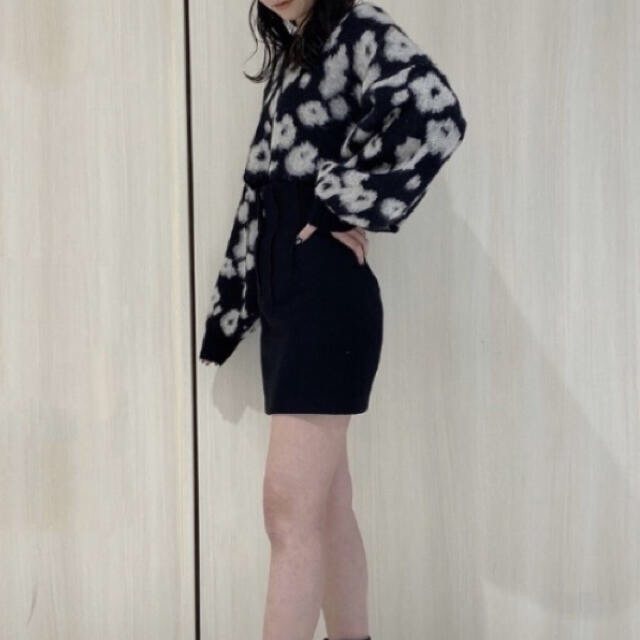 EMODA(エモダ)のタックウエストミニスカート レディースのスカート(ミニスカート)の商品写真