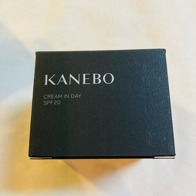 Kanebo(カネボウ)のKANEBO カネボウ クリーム イン デイ SPF20/PA+++ 40g コスメ/美容のスキンケア/基礎化粧品(フェイスクリーム)の商品写真