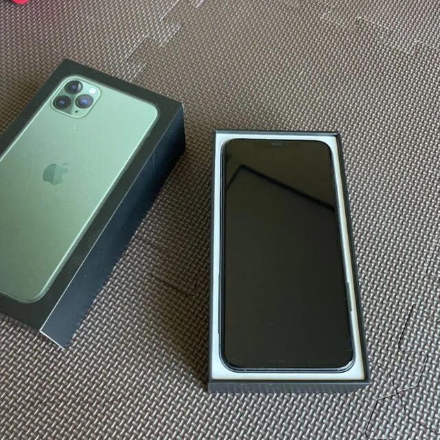 iPhone11 pro max 512GB simフリー　美品