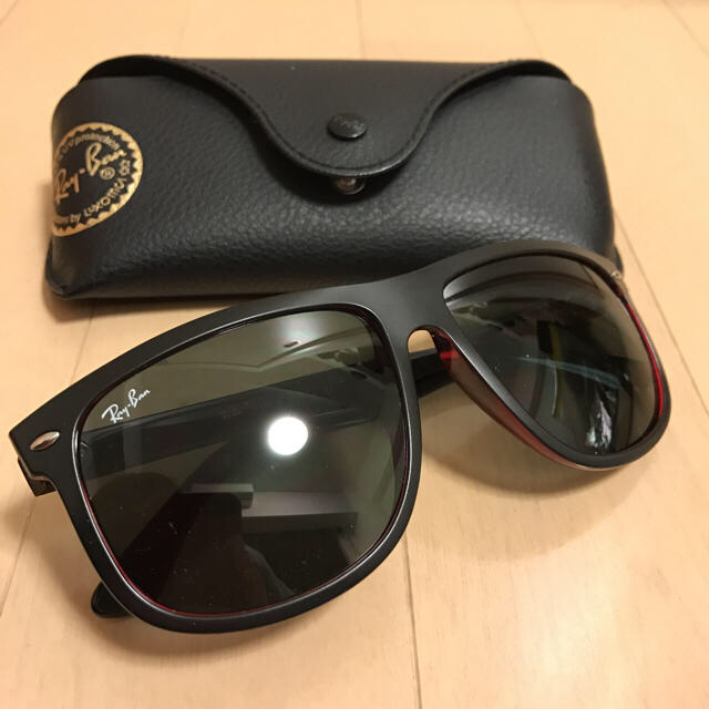 Ray-Ban(レイバン)の【ゆいたん。様専用】RayBan レイバン RB4147 6171/87 レディースのファッション小物(サングラス/メガネ)の商品写真